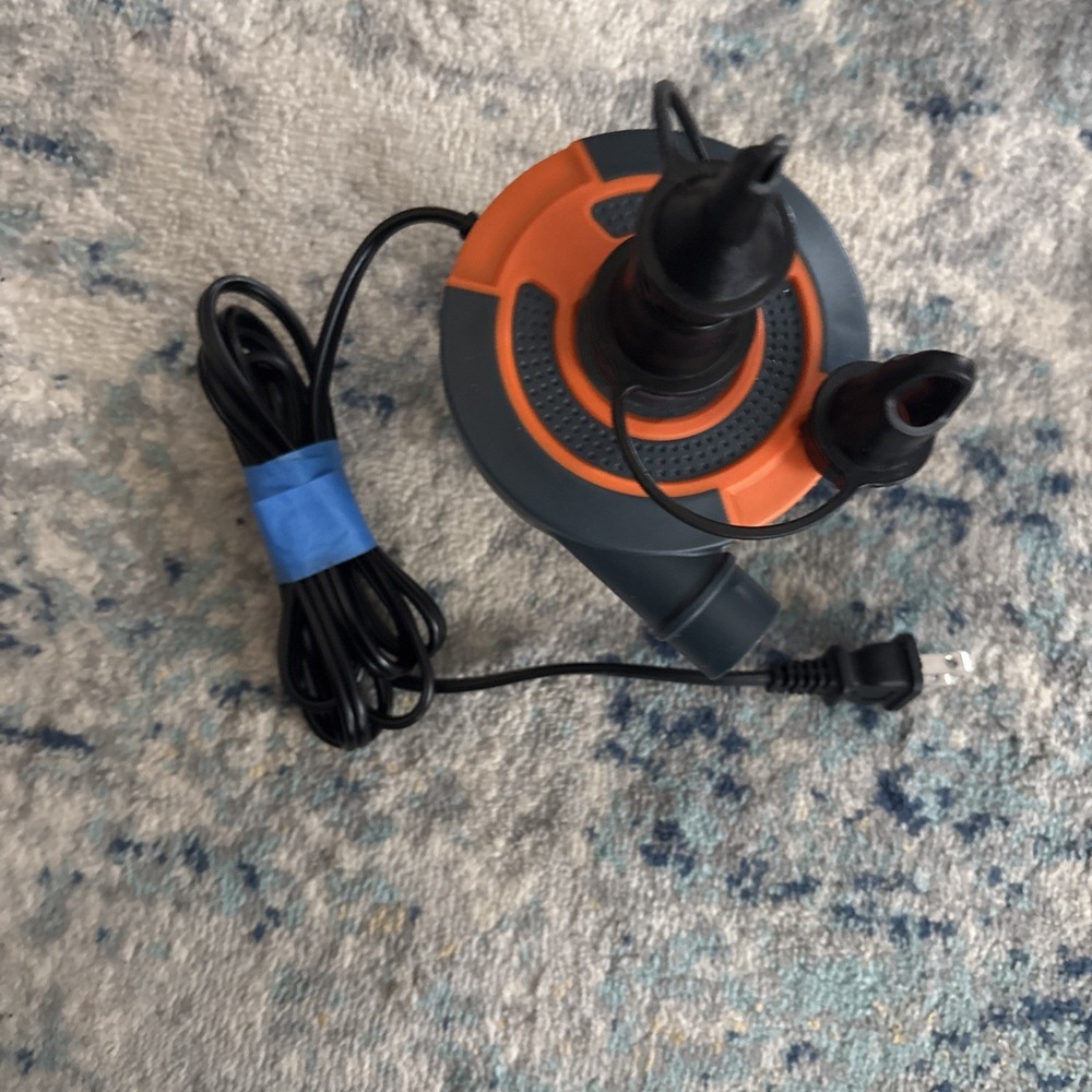 Bestway Sidewinder AC electric air pump model 62140 with attachments EUC